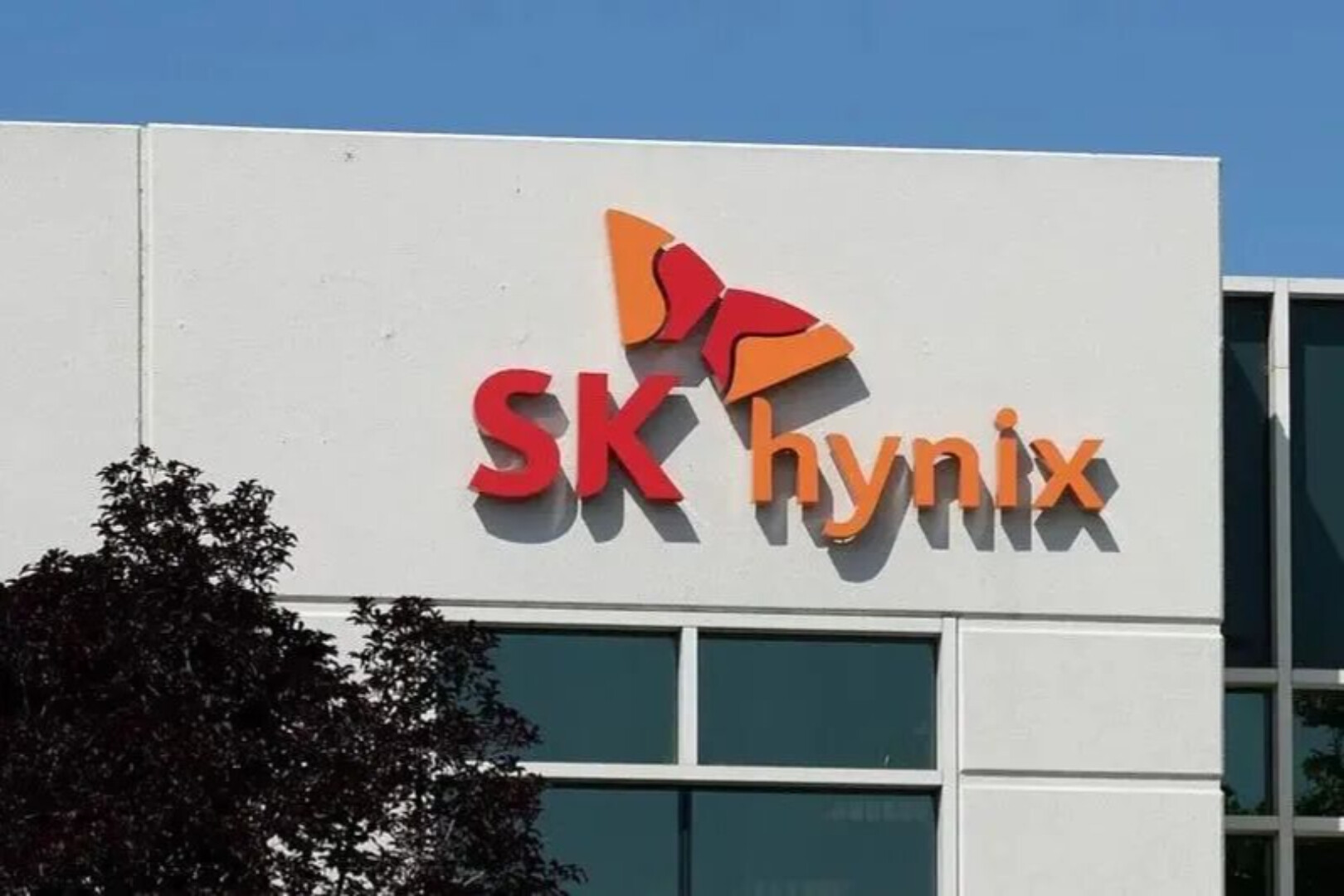 SK海力士登顶次日即熔断,存储超级周期走到哪了?