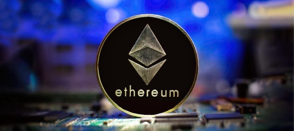 ETH上涨超10%,链上数据指向疑似Arthur Hayes关联钱包