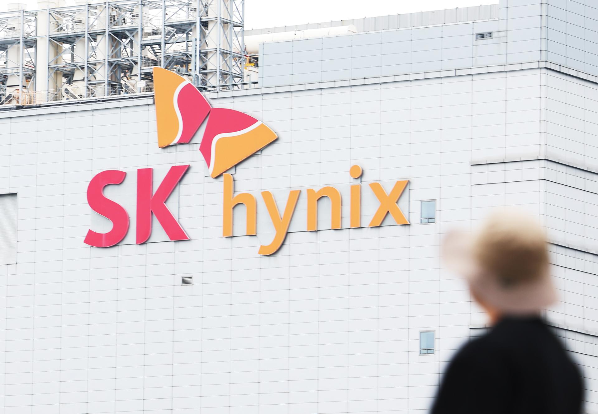 Korean Stocks Hit Eighth Circuit Breaker as SK Hynix On-Chain Perpetual Crash Sparks Liquidation Wave