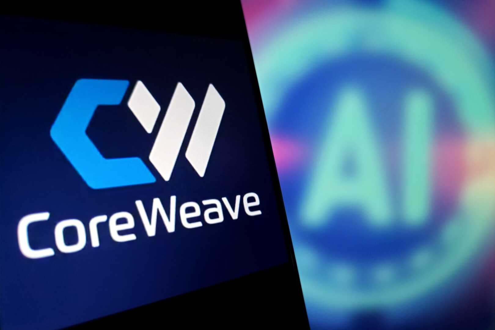 CoreWeave高管谈AI算力:需求每天以新方式加剧
