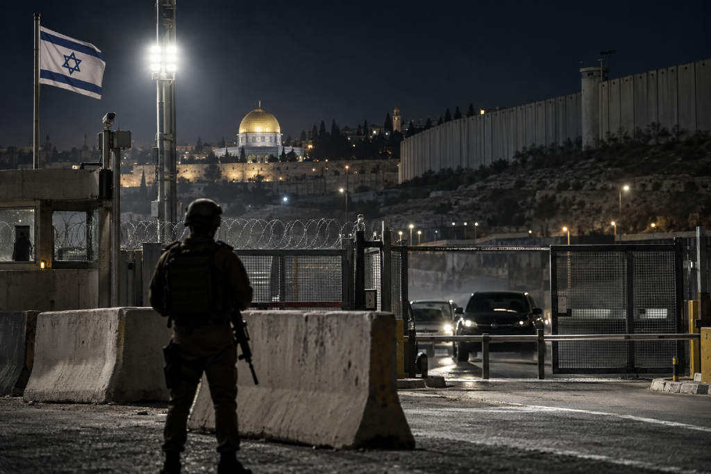 Israel to impose full closure on the West Bank until next Saturday