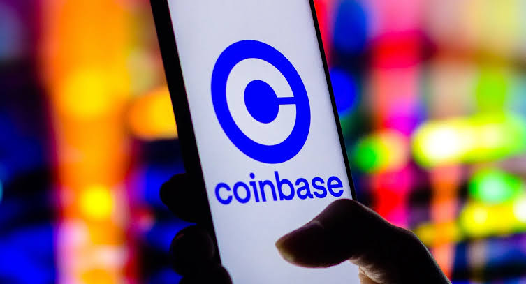 Coinbase’s Q2 loss widens as trading cools, while the summer split among CEXs grows sharper