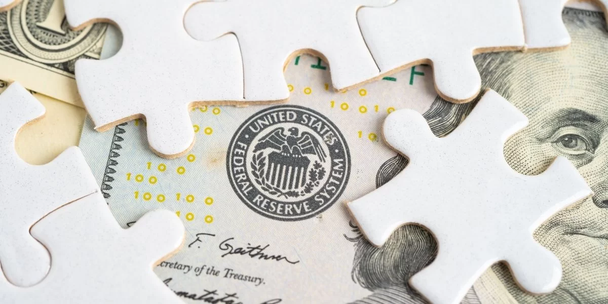 Silver Breaks $100 as Peter Schiff Says Bitcoin-for-Silver Trade Quadrupled