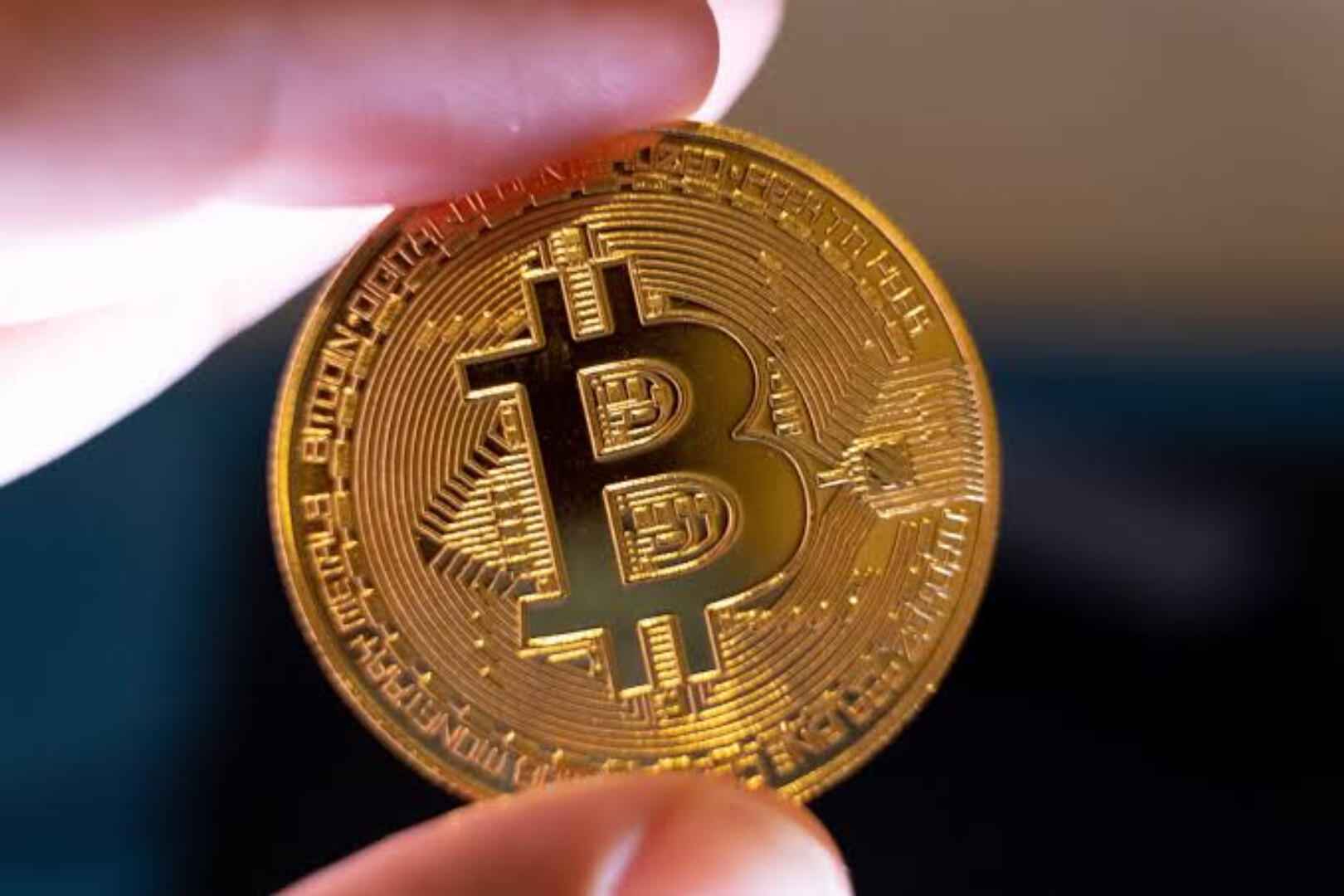 政策松绑后比特币仍陷熊市,增量资金缺口成核心症结