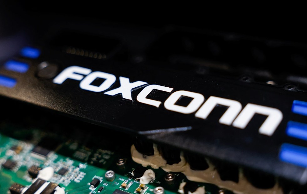 Foxconn Wins Reported $52 Billion SpaceX Order for NVIDIA GB300 AI Server Racks