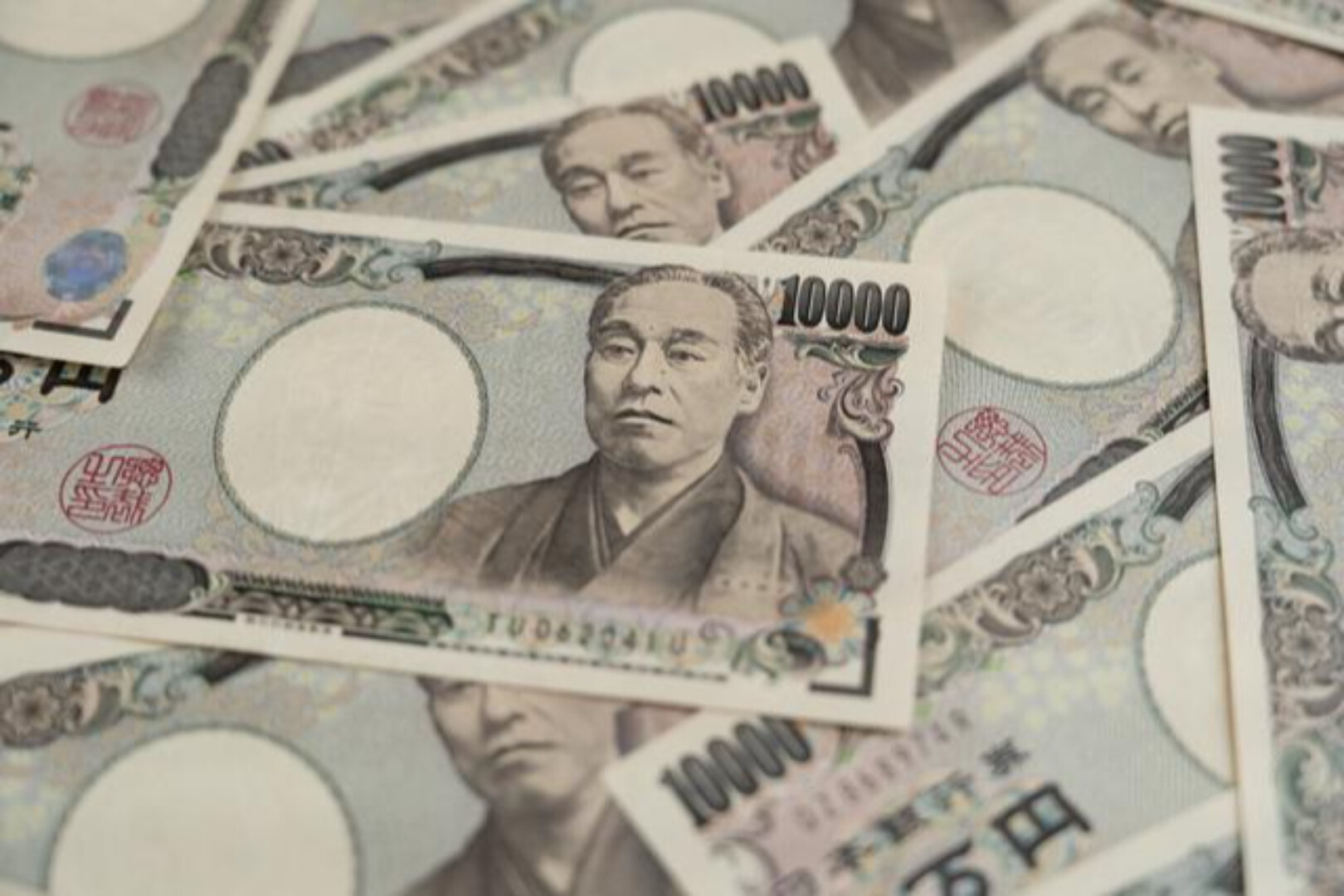 日元逼近 162,13.8 万份空头仓位考验日本干预底线
