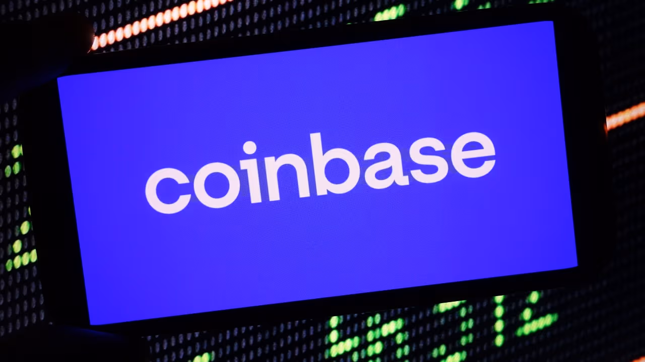 Coinbase 支持在 Checkout.com 覆盖 1,000 多家商户的网络中使用稳定币进行支付