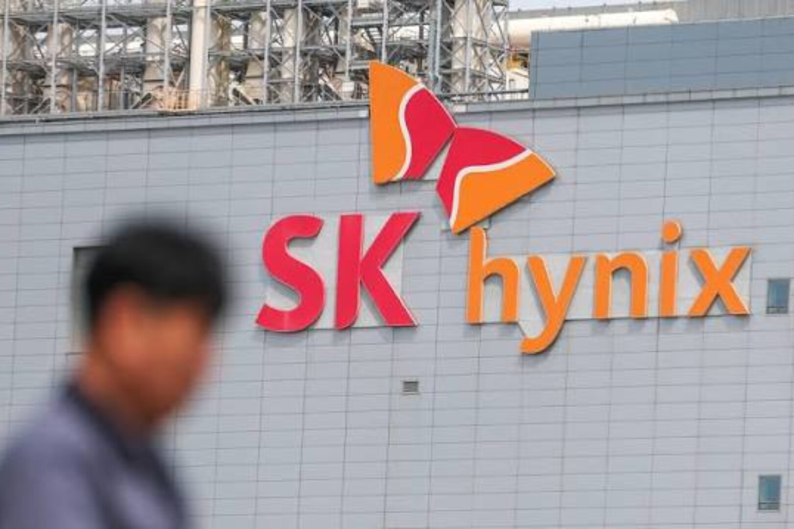 SK海力士 18 个交易日回撤 33%,韩国 AI 牛股剧烈失速